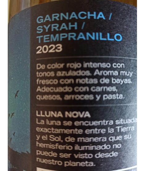 vino tinto clar de lluna